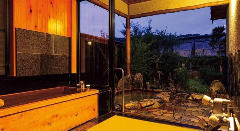 Nanaironoyu Hotel Такео Экстерьер фото